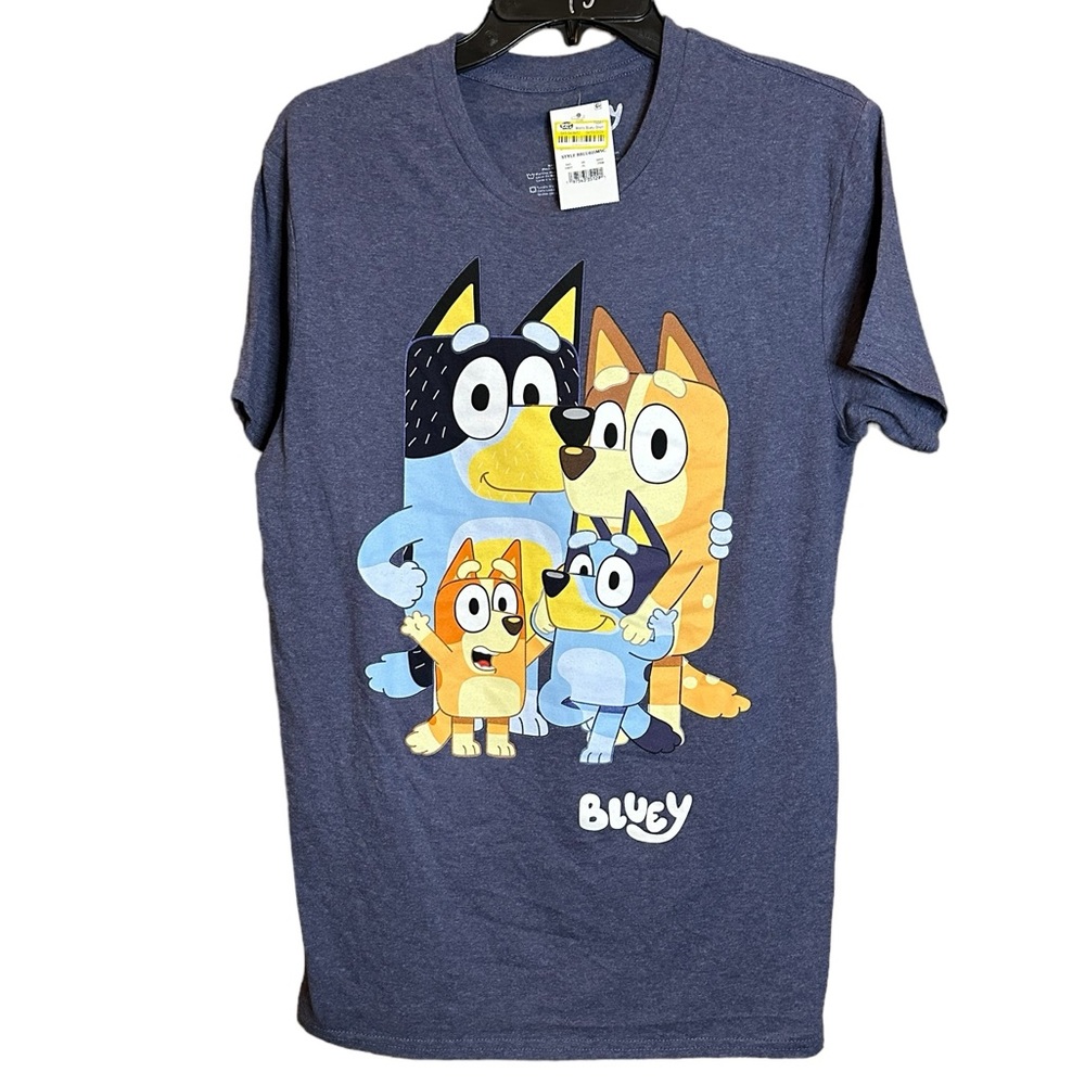 Bluey Family T-shirt NWT medium